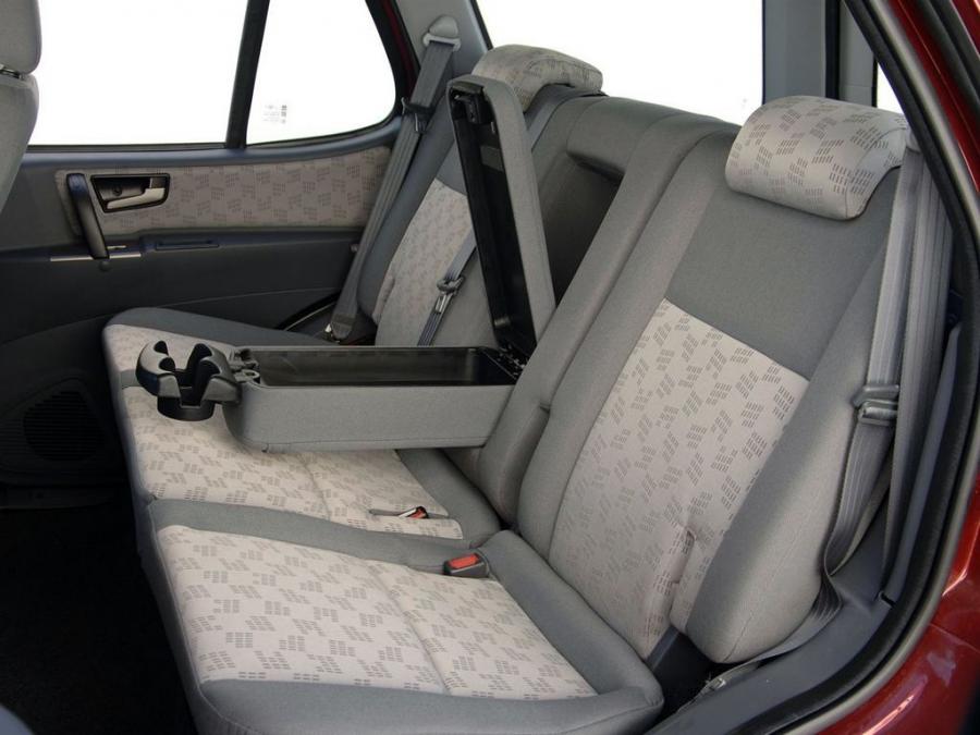  Tata Safari 2005 года  (фото 5 из 16)